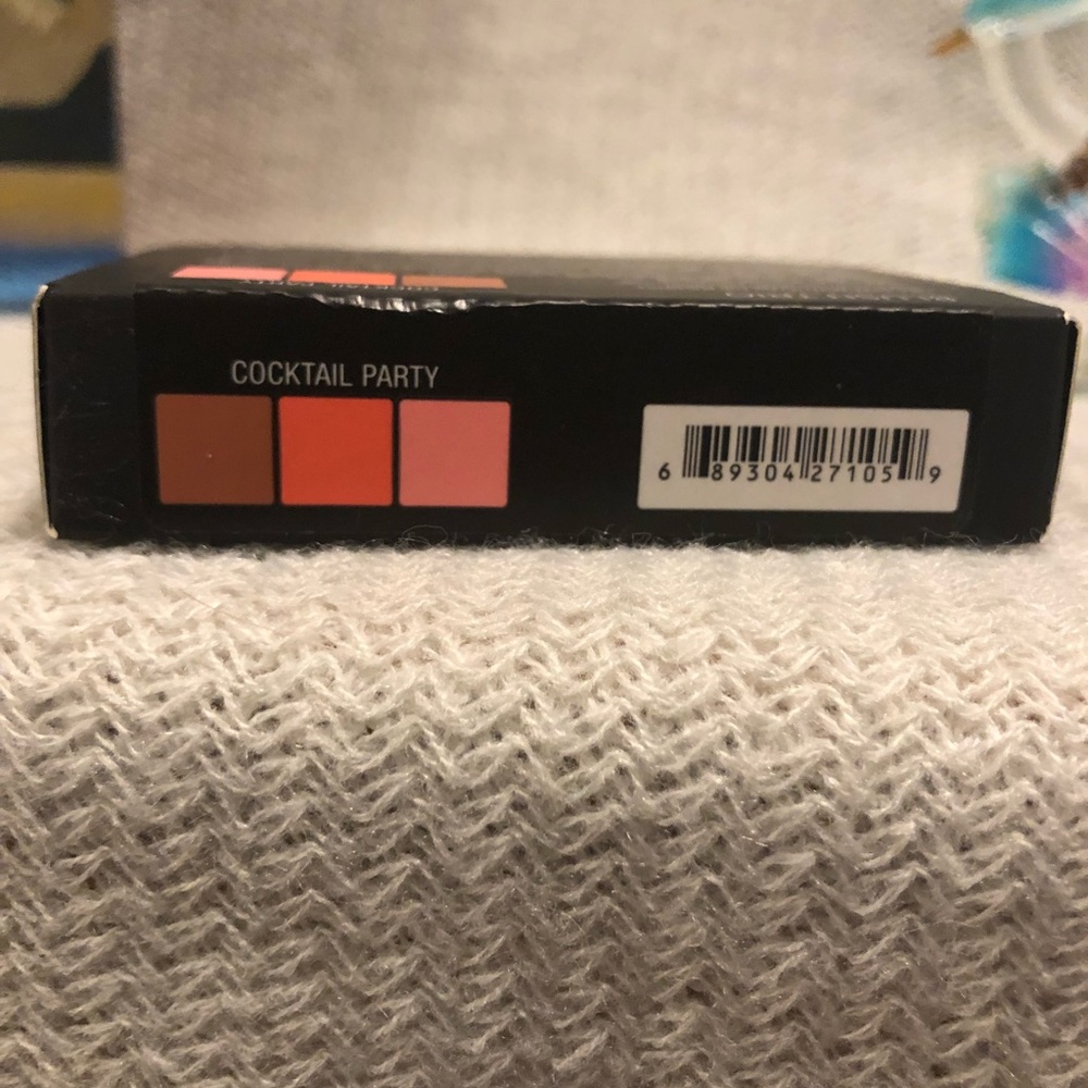 Anastasia Beverly Hills. NWT - Picture 2 of 7